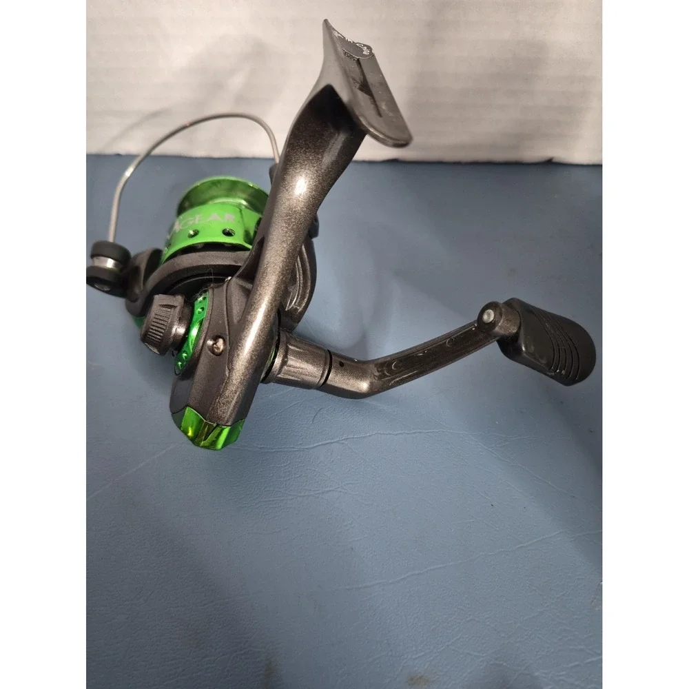 Wormgear Spinning Reel
